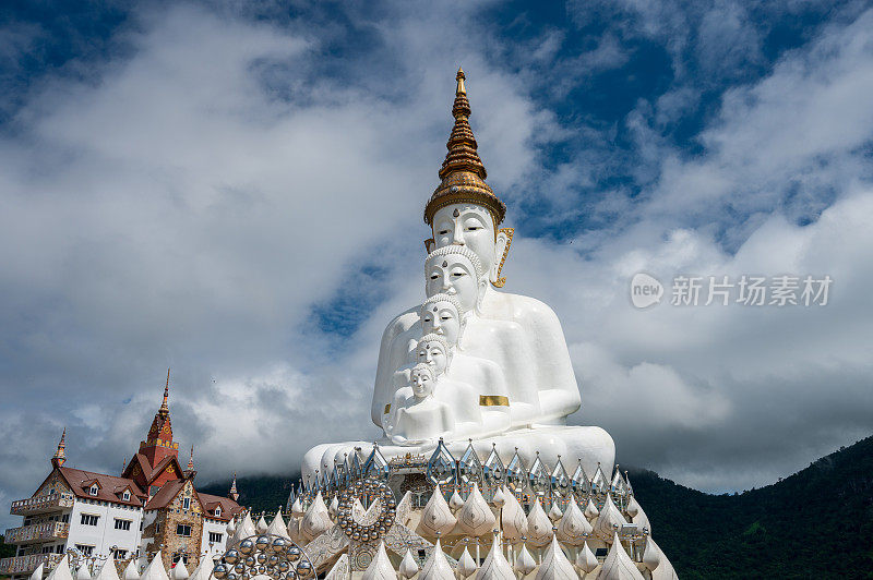 Wat Phra That Pha Son Kaew，泰国碧差汶省Khao Kho区